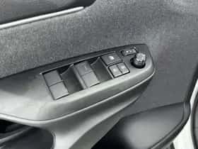 Toyota Yaris_Cross (2022) thumbnail 22