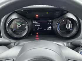 Toyota Yaris (2021) thumbnail 5