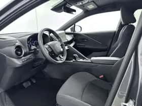 Toyota C-HR (2025) thumbnail 26