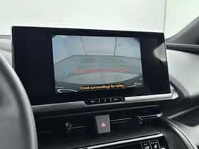 Toyota C-HR (2025) thumbnail 8