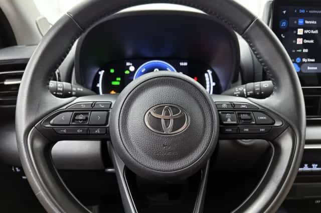 Toyota Yaris (2025) thumbnail 6