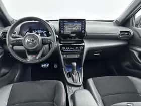 Toyota Yaris_Cross (2023) thumbnail 4