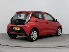 Toyota Aygo (2018) thumbnail 2