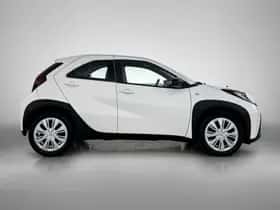 Toyota Aygo (2024) thumbnail 11
