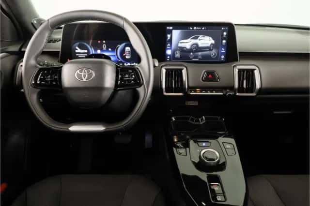 Toyota Urban_Cruiser (2026) thumbnail 4