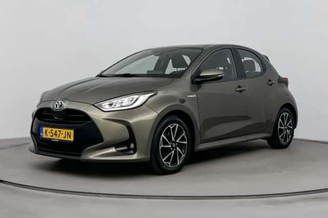 Toyota Yaris (2020) thumbnail 1