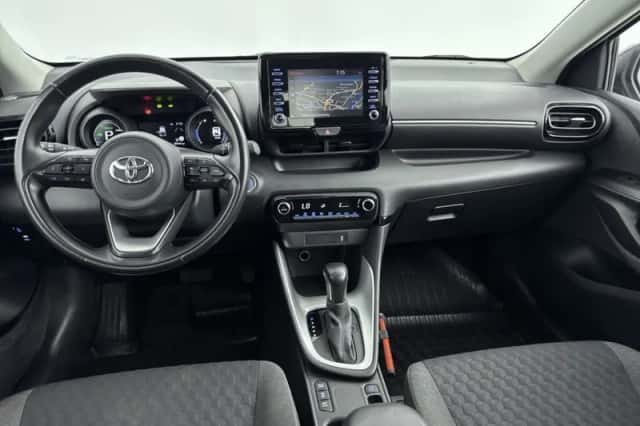 Toyota Yaris (2020) thumbnail 4