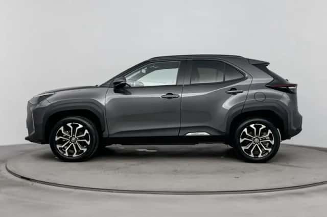 Toyota Yaris_Cross (2024) thumbnail 3