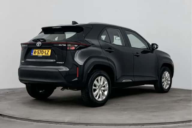 Toyota Yaris_Cross (2022) thumbnail 2