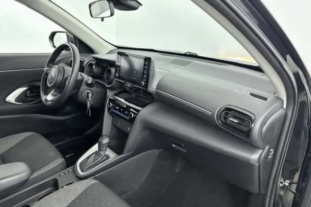 Toyota Yaris_Cross (2022) thumbnail 6