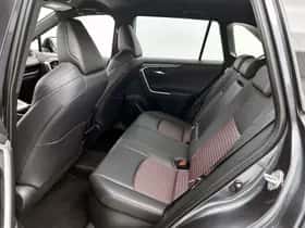 Toyota RAV4 (2025) thumbnail 16