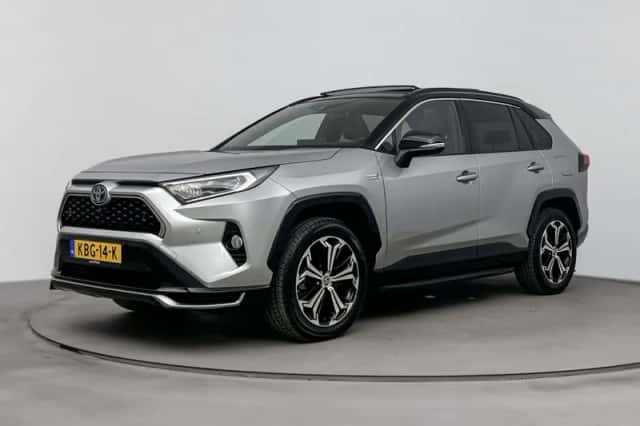 Toyota RAV4 (2021) thumbnail 1