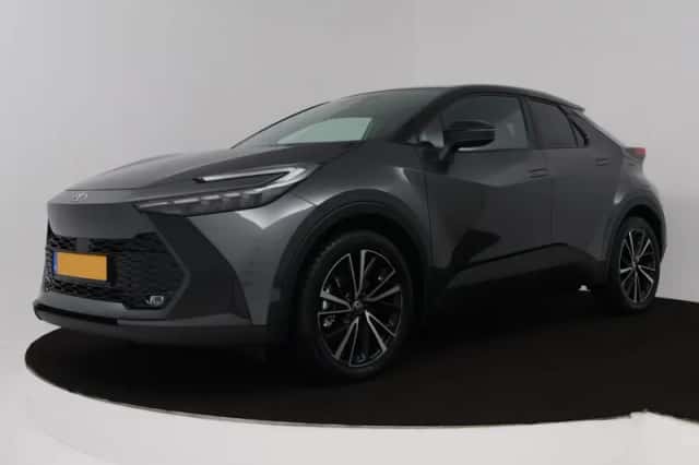 Toyota C-HR (2025) thumbnail 1