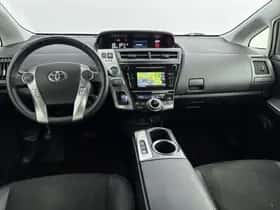 Toyota Prius (2020) thumbnail 4