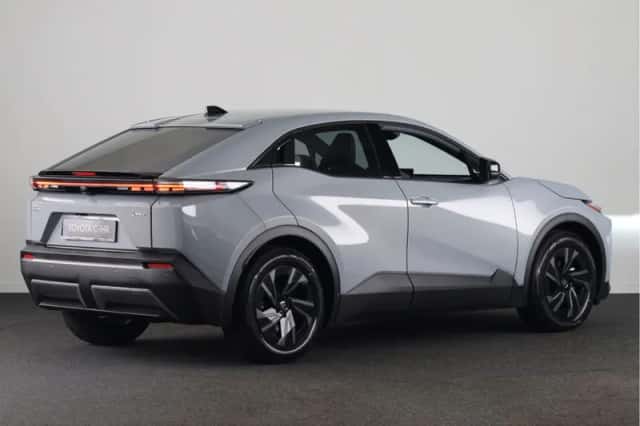 Toyota C-HR+ (2026) thumbnail 2
