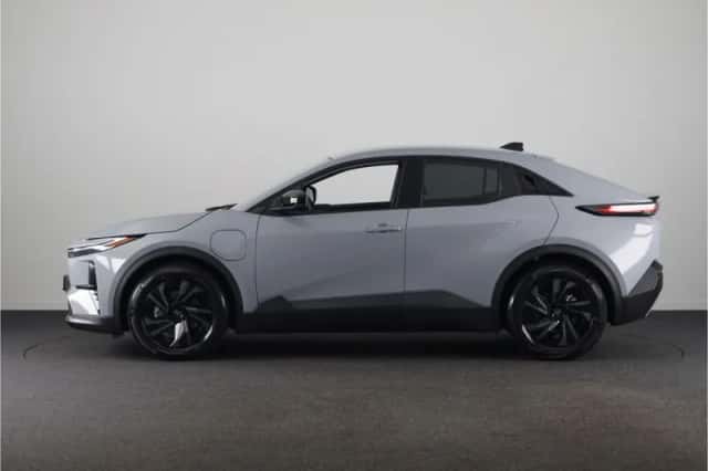 Toyota C-HR+ (2026) thumbnail 6