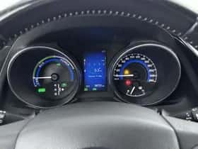 Toyota Auris (2016) thumbnail 5