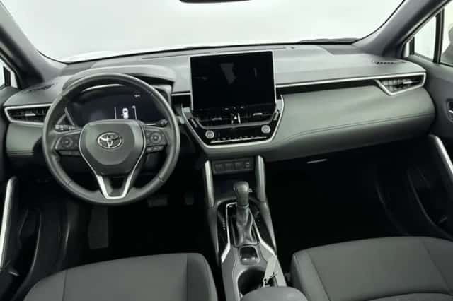 Toyota Corolla_Cross (2025) thumbnail 4