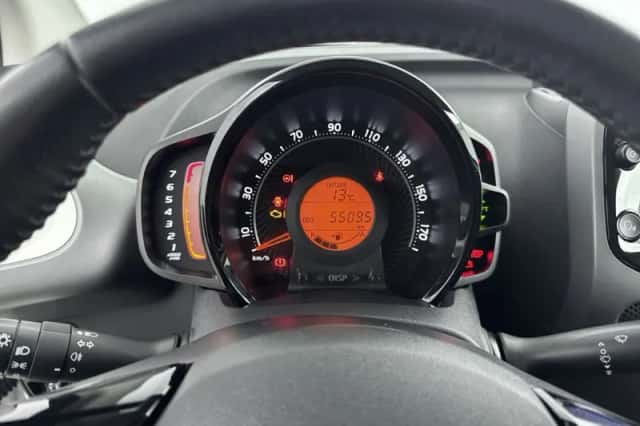 Toyota Aygo (2021) thumbnail 5