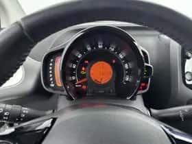 Toyota Aygo (2021) thumbnail 5