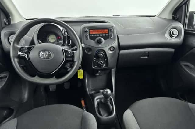 Toyota Aygo (2017) thumbnail 4