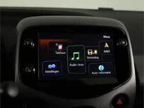 Toyota Aygo (2021) thumbnail 8