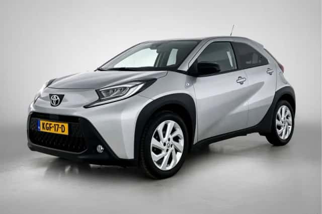 Toyota Aygo (2024) thumbnail 1