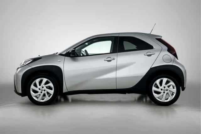 Toyota Aygo (2024) thumbnail 3