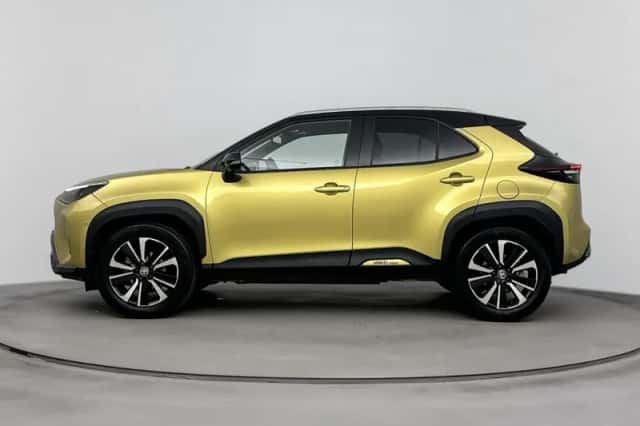 Toyota Yaris_Cross (2022) thumbnail 3