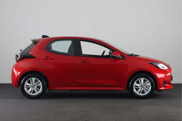 Toyota Yaris (2026) thumbnail 3
