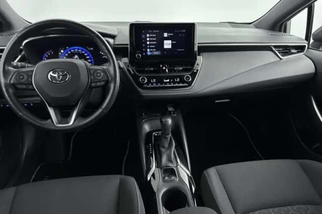 Toyota Corolla (2022) thumbnail 4