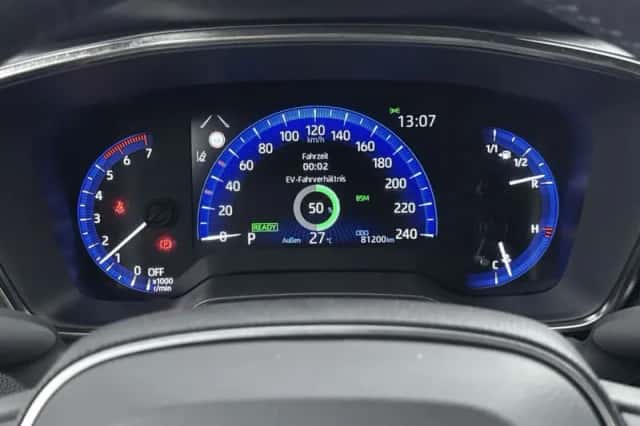 Toyota Corolla (2022) thumbnail 5