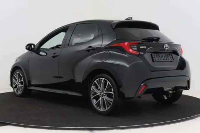 Toyota Yaris (2026) thumbnail 2