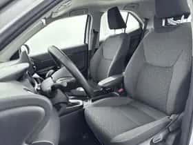 Toyota Yaris_Cross (2023) thumbnail 15