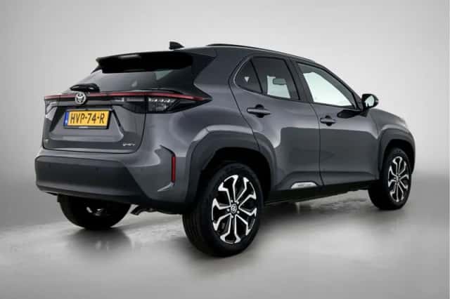 Toyota Yaris_Cross (2025) thumbnail 2