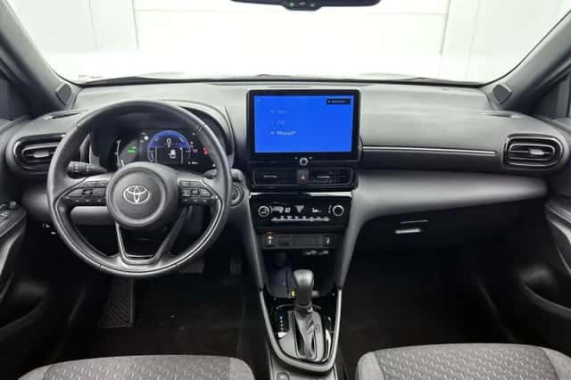 Toyota Yaris_Cross (2025) thumbnail 4