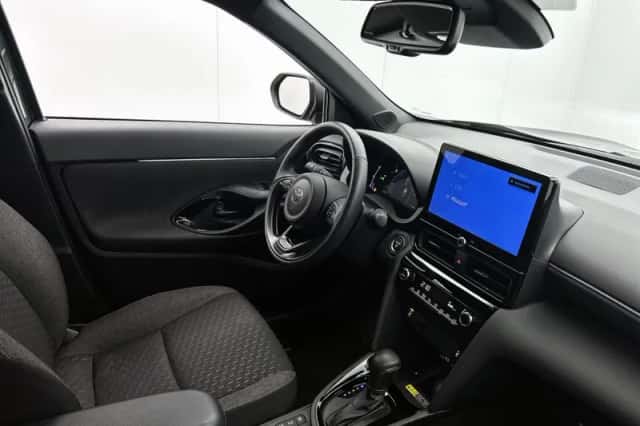 Toyota Yaris_Cross (2025) thumbnail 6