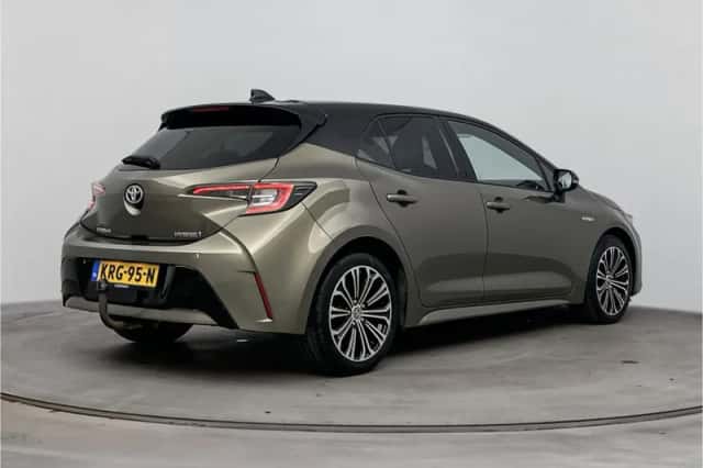 Toyota Corolla (2019) thumbnail 2
