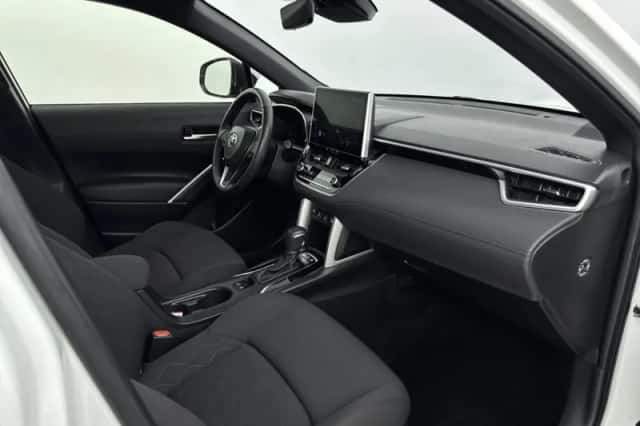 Toyota Corolla_Cross (2023) thumbnail 6