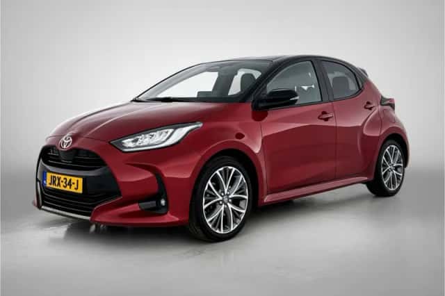 Toyota Yaris (2024) thumbnail 1