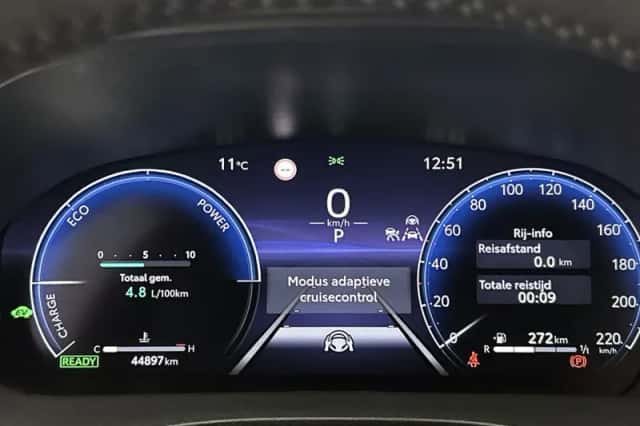Toyota Yaris (2024) thumbnail 5