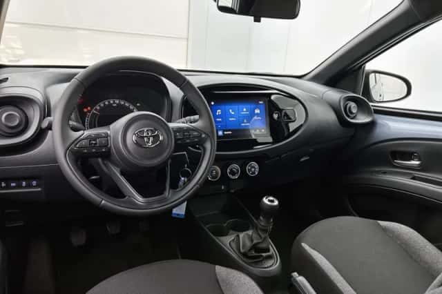 Toyota Aygo (2025) thumbnail 6