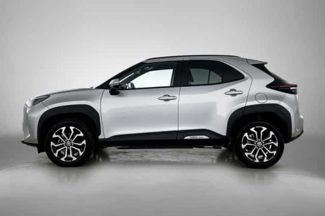 Toyota Yaris_Cross (2025) thumbnail 3
