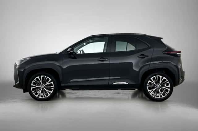 Toyota Yaris_Cross (2024) thumbnail 3