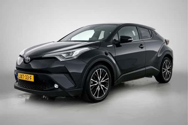 Toyota C-HR (2019) thumbnail 1