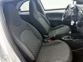 Toyota Aygo (2025) thumbnail 38