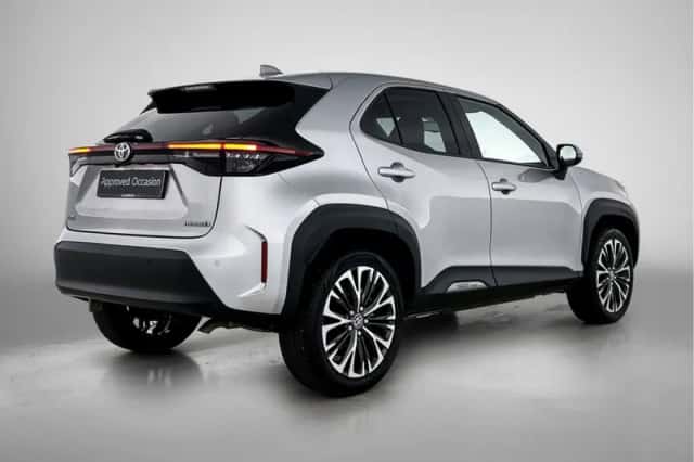 Toyota Yaris Cross (2022) thumbnail 2