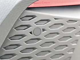Toyota C-HR (2025) thumbnail 27