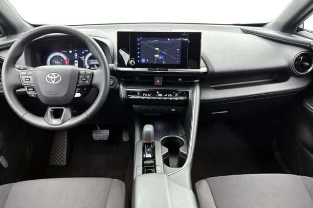 Toyota C-HR (2025) thumbnail 4
