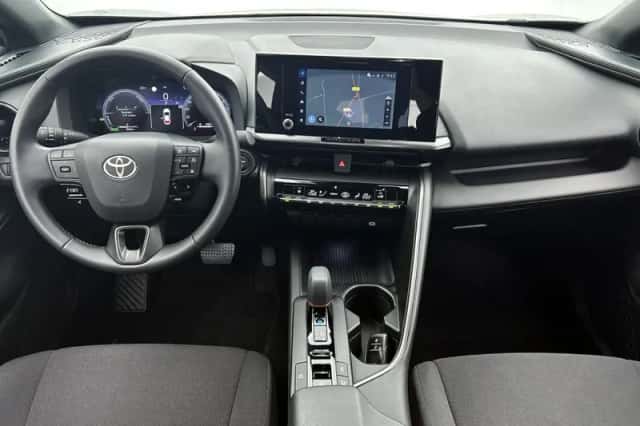 Toyota C-HR (2025) thumbnail 4